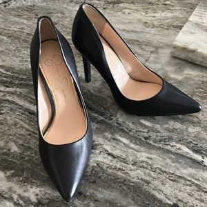 Jessica Simpson Pointed Pumps